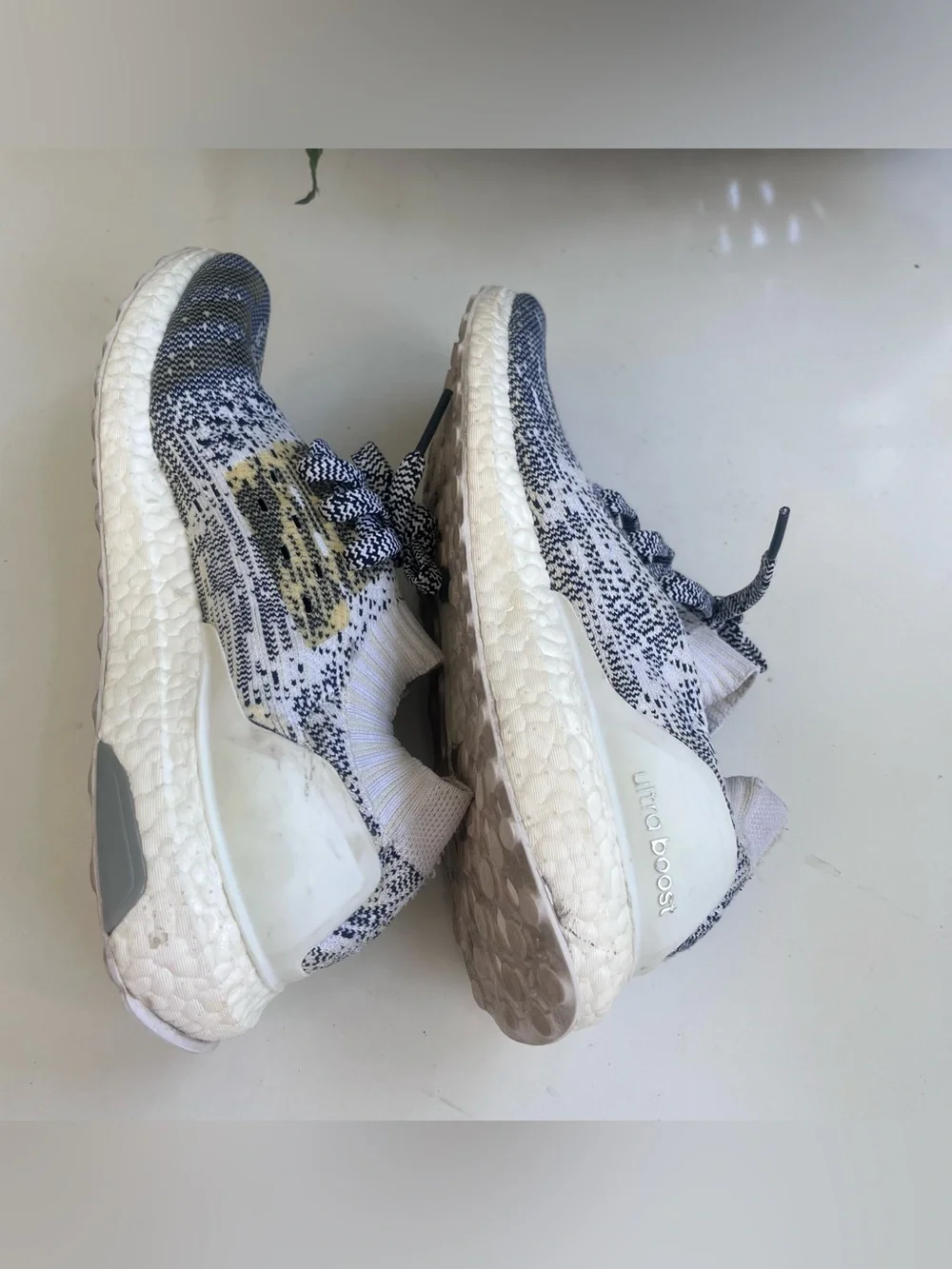 Adidas UltraBoost Uncaged Non Dyed Shoe Sock Sneaker PrimeKnit Mens 8.5 Wht Navy